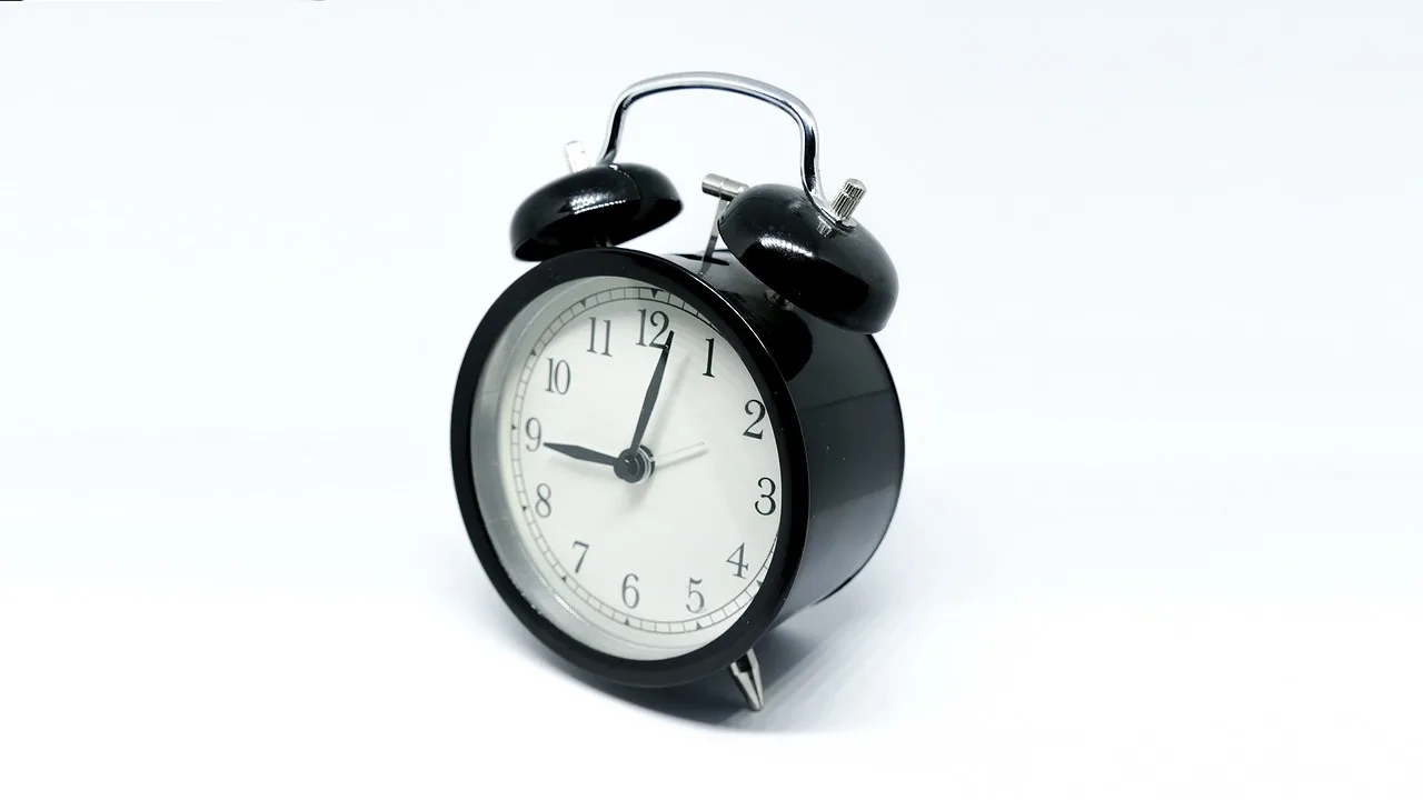 time, clock, deadline, timer, alarm clock, watch, minute, circle, number, retro, analog, deadline, deadline, timer, timer, timer, timer, timer, alarm clock