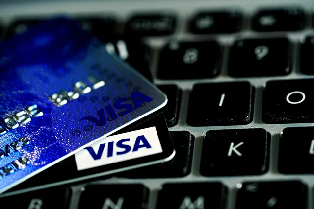 visa, visa card, payment, online, e-commerce, visa, visa, visa, visa, visa, visa card, visa card, visa card, visa card. Post-purchase surveys for UK stores: asking at the right moment